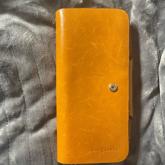 Borgasets Leather Wallet - Picture 5 of 7